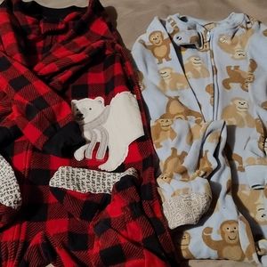 Carter's 4t pajamas 2 pairs